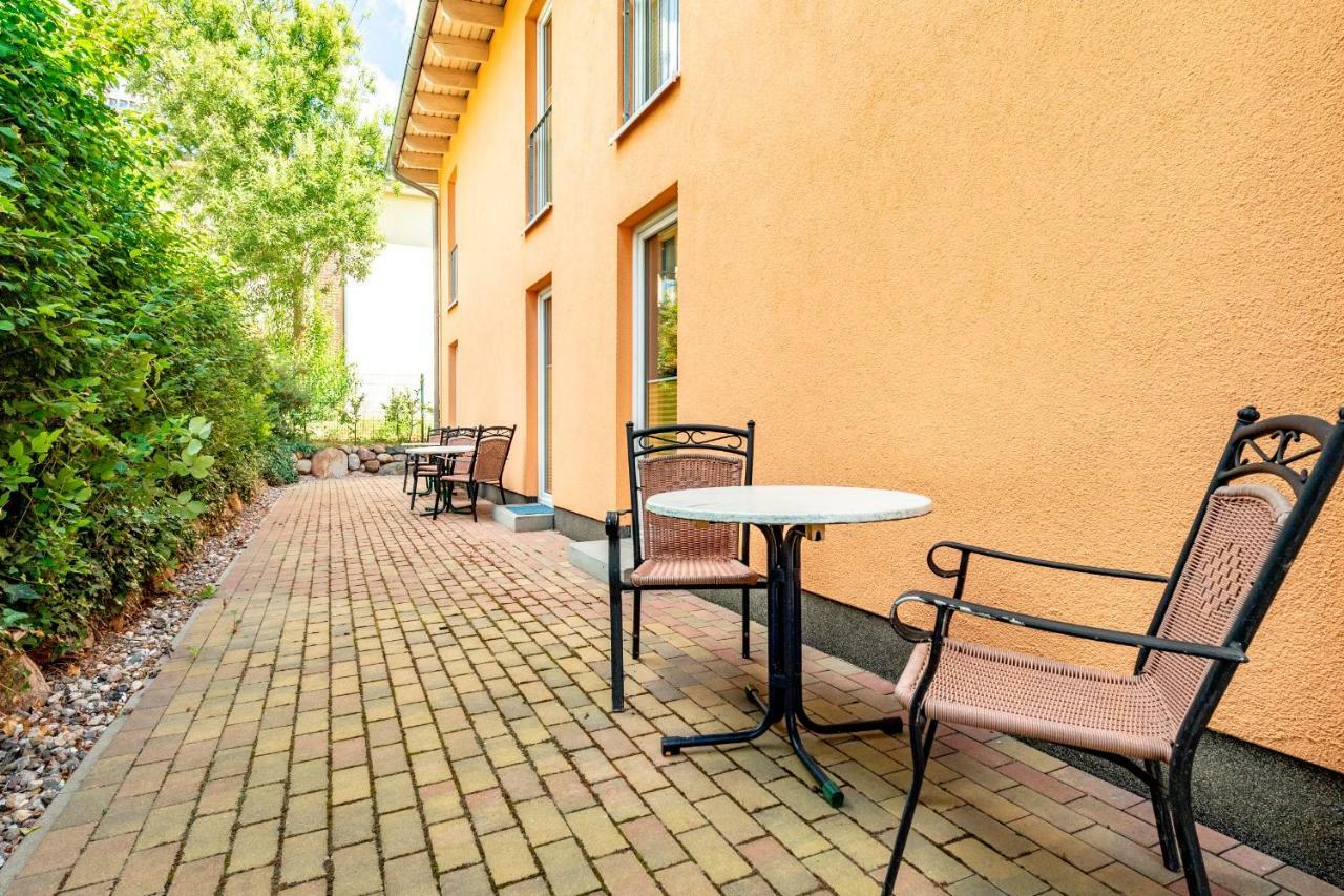 Villa Mia Nr 1 Mit Terrasse Eg 1 Raum Wohnung Goehren  Extérieur photo