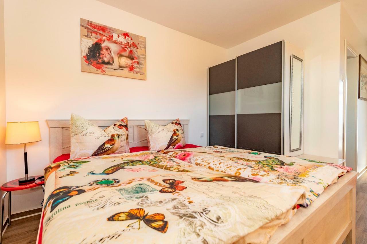Villa Mia Nr 1 Mit Terrasse Eg 1 Raum Wohnung Goehren  Extérieur photo