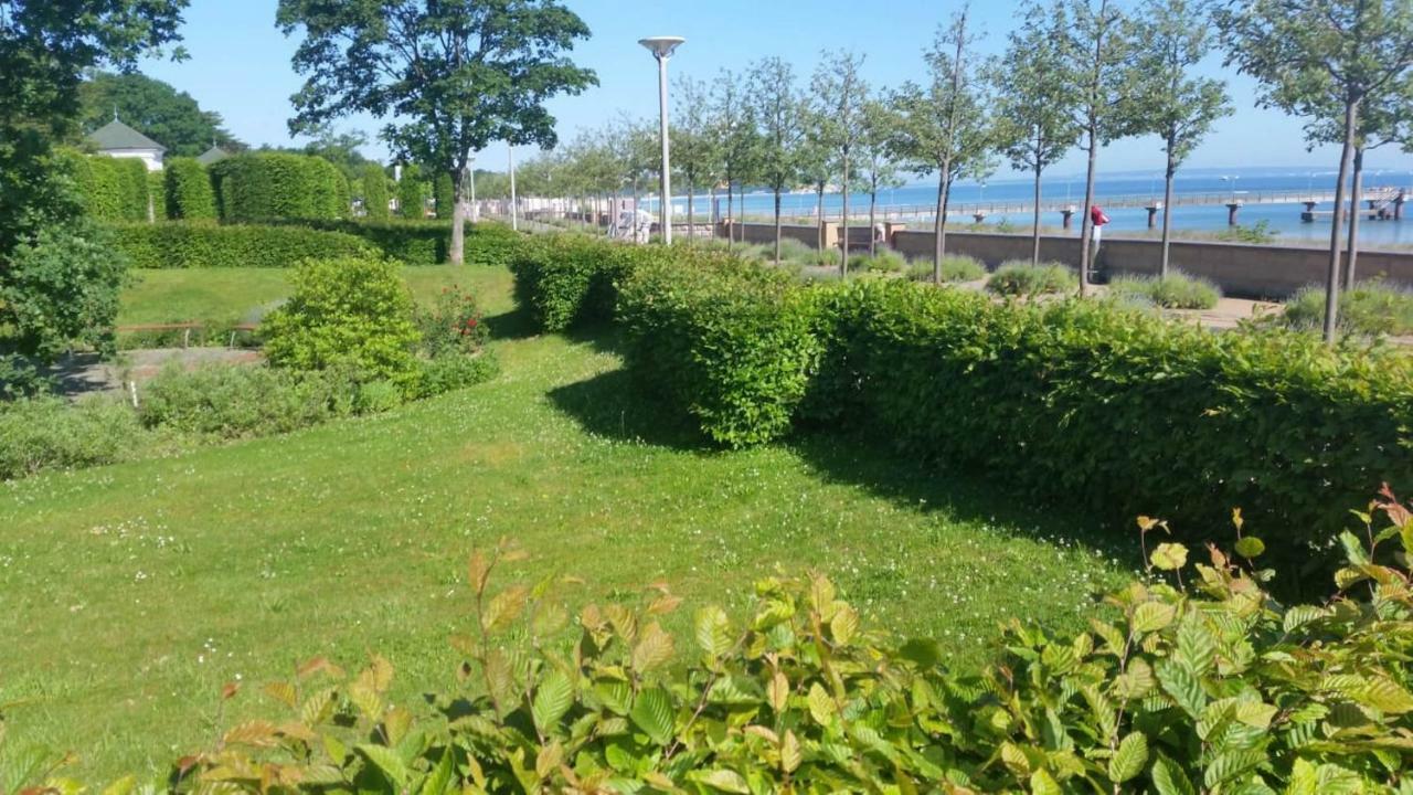 Villa Mia Nr 1 Mit Terrasse Eg 1 Raum Wohnung Goehren  Extérieur photo
